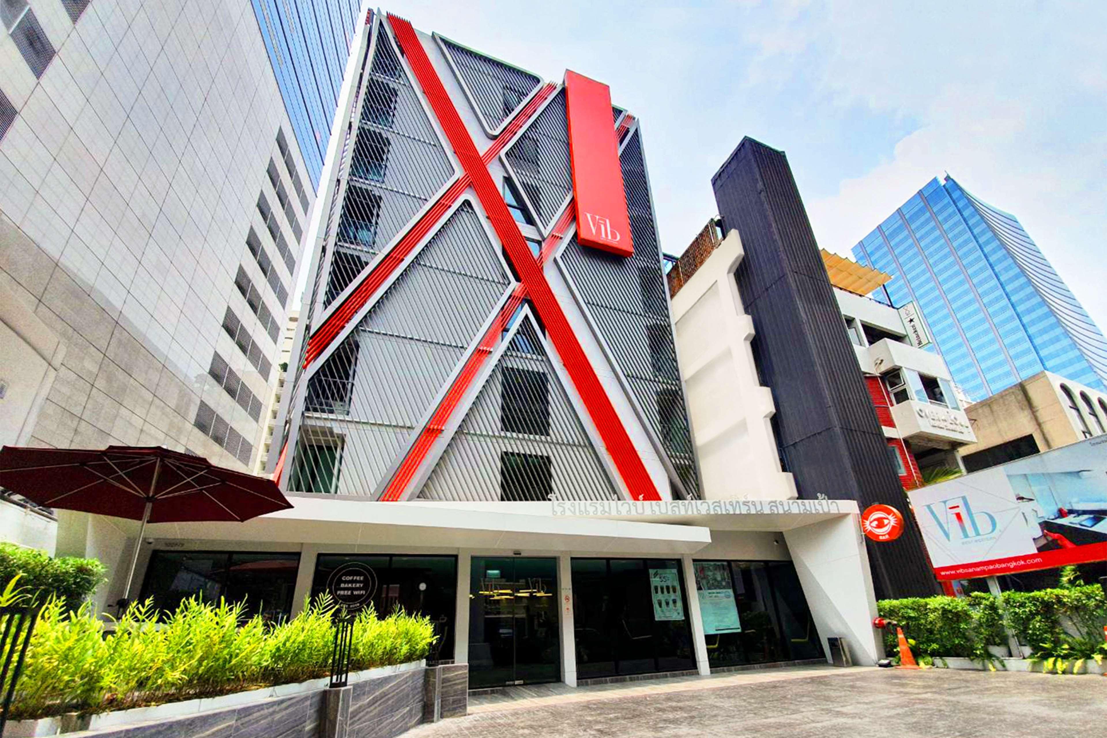Vib Western Sanam Pao Hotel