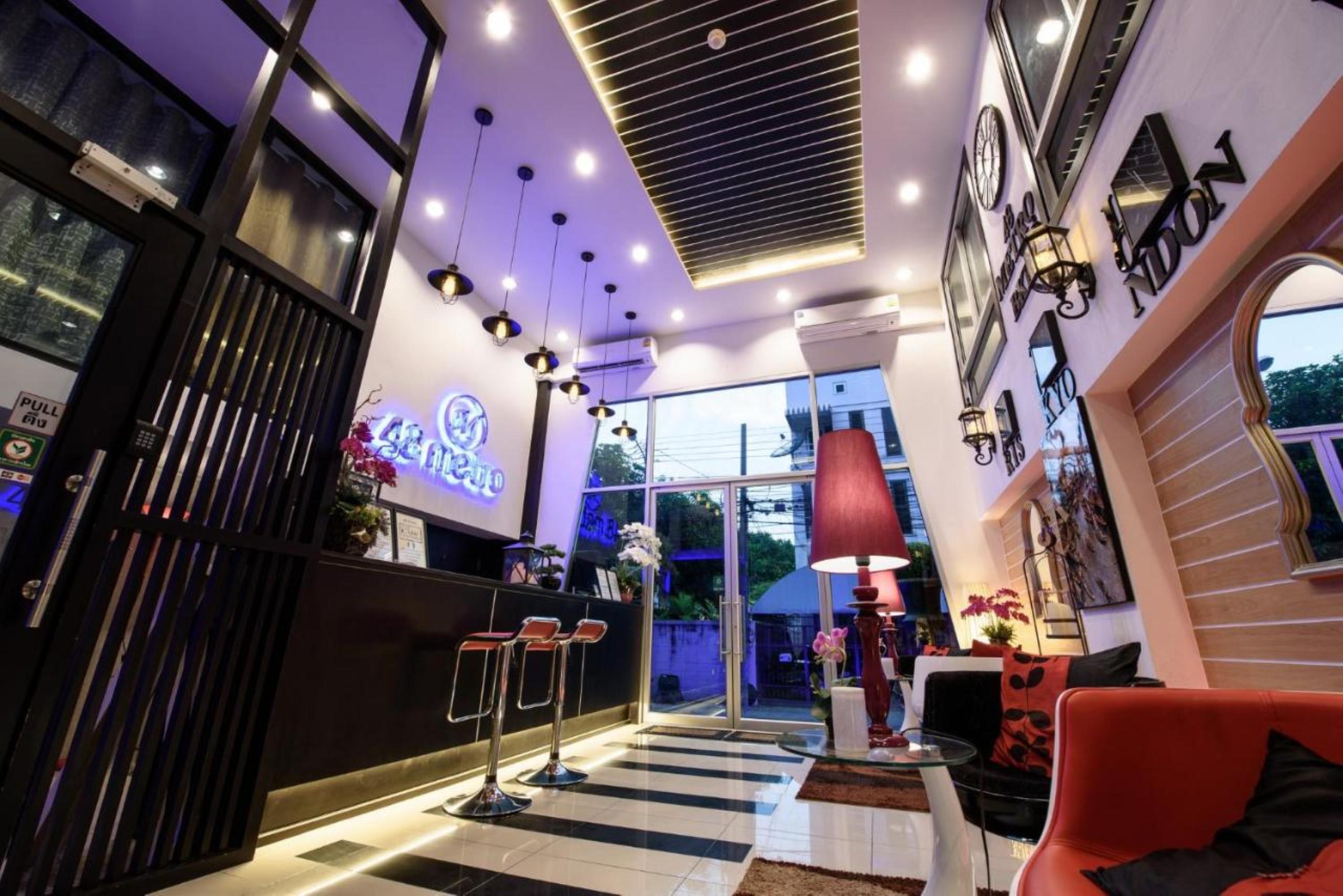 Hotel 48 Metro 3*