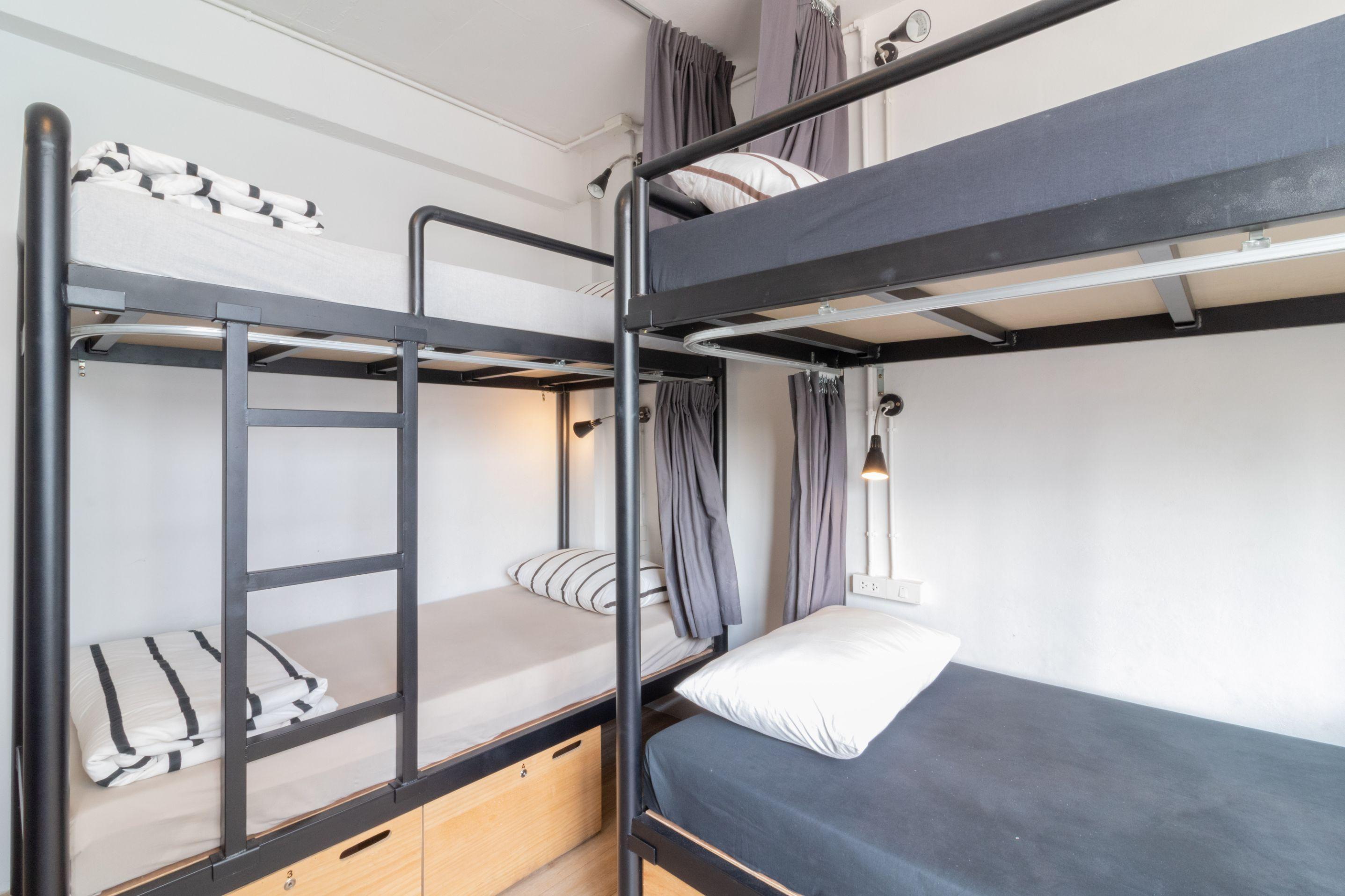 Beige Poshtels + Netflix Bangkok