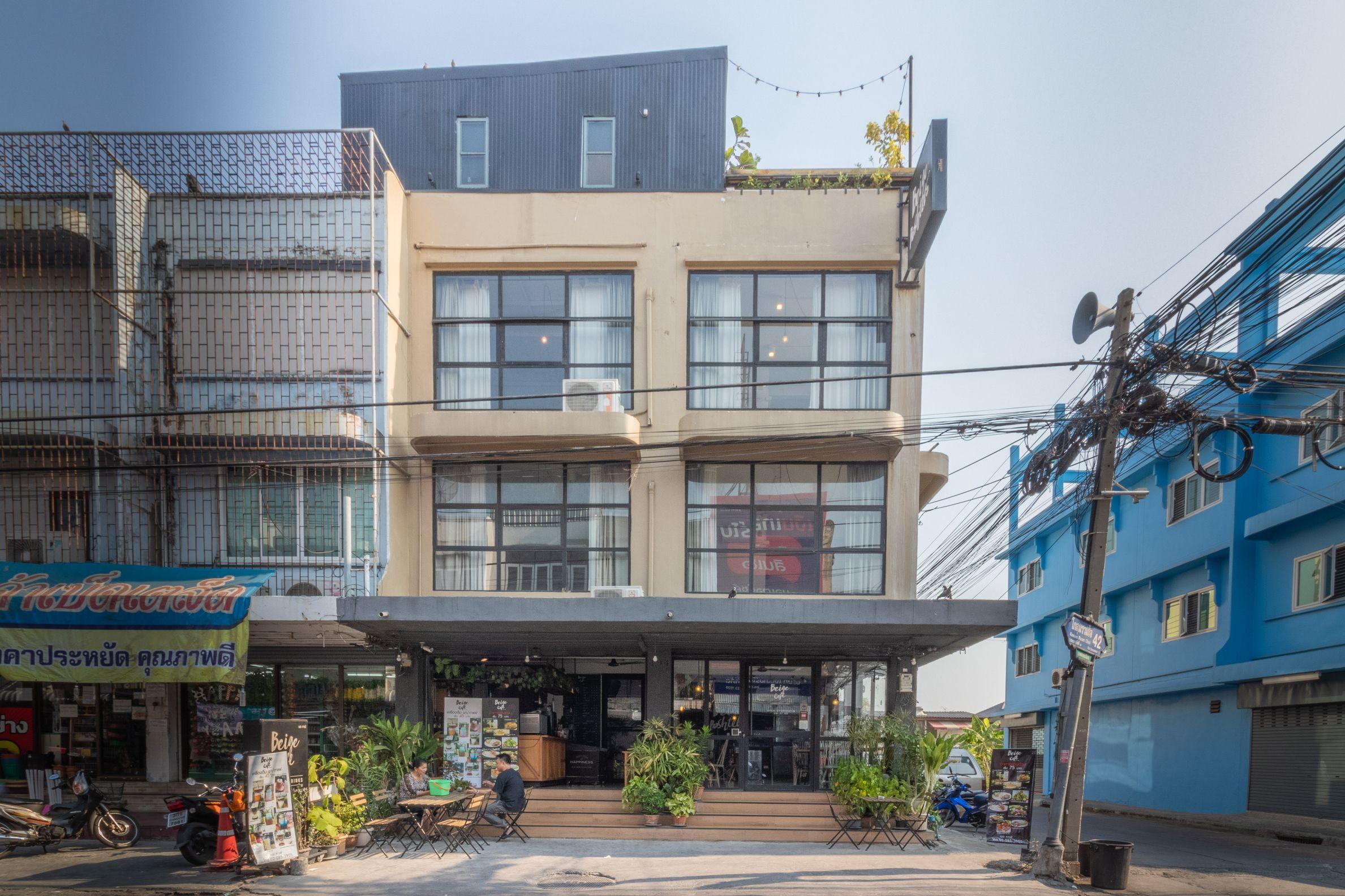 Hostel Beige Poshtels + Netflix