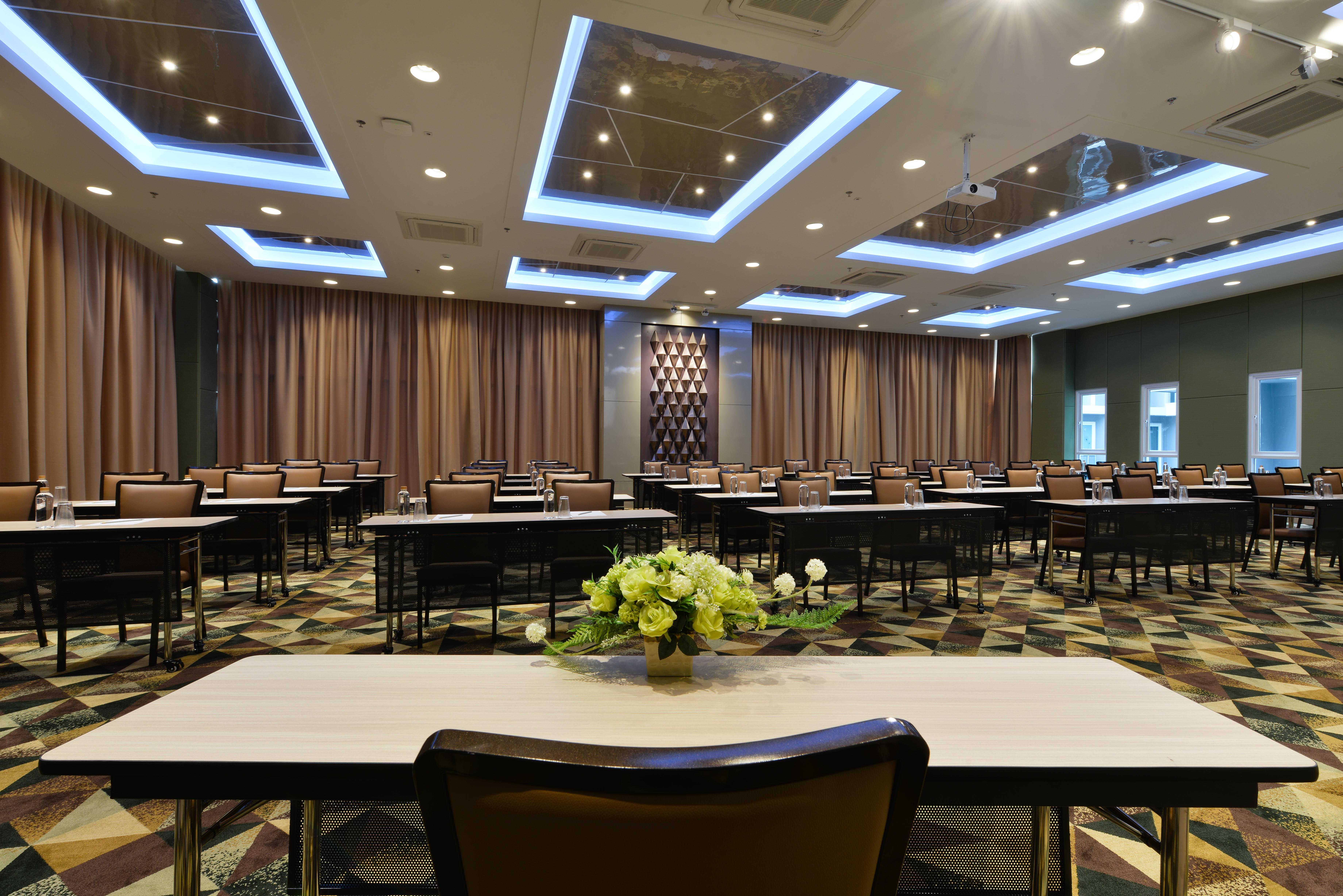 Hotel Le D'tel 5*