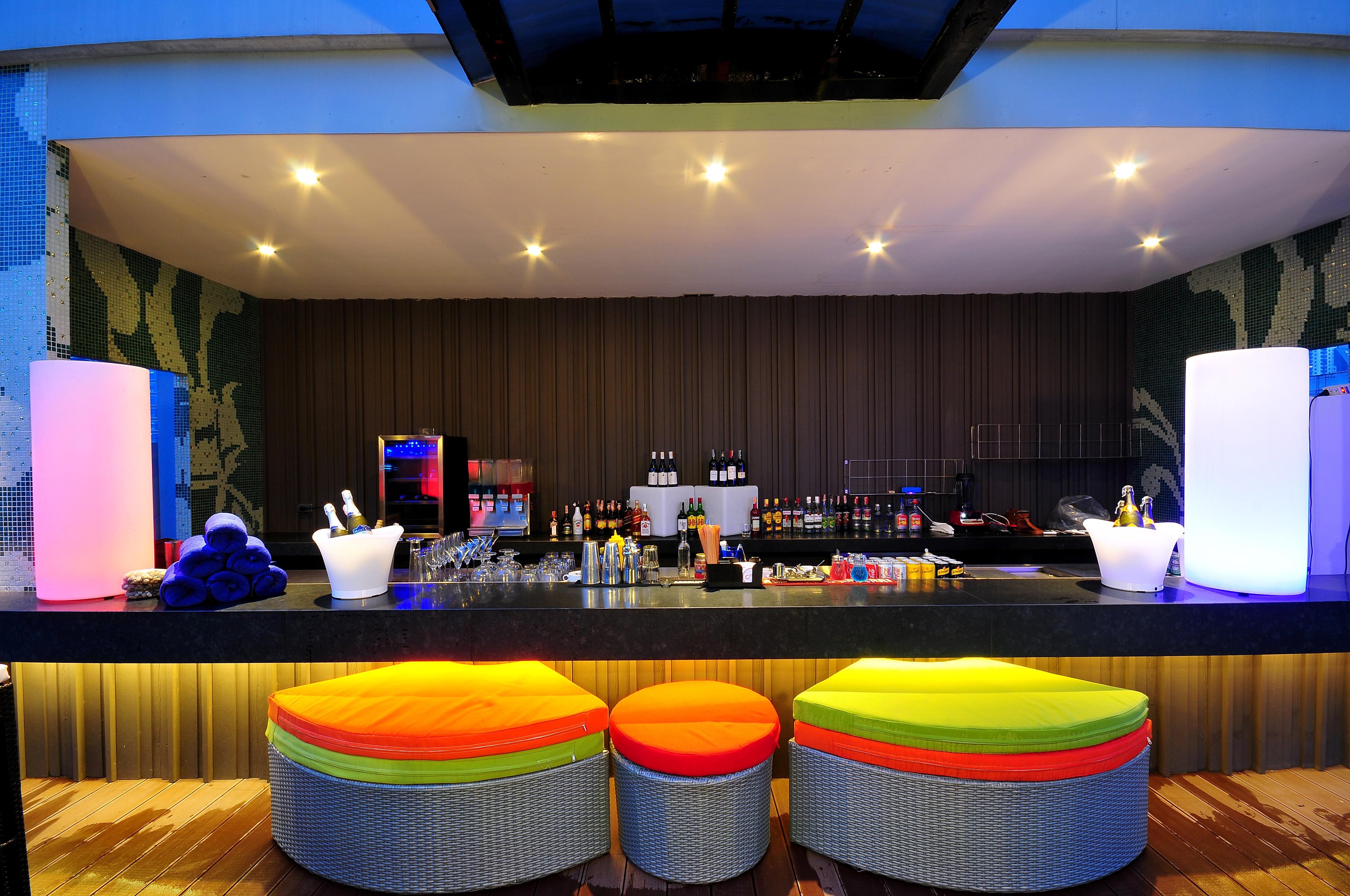 Citrus Sukhumvit 13 Nana By Compass Hospitality - Newly Renovated Hotel Bangkok