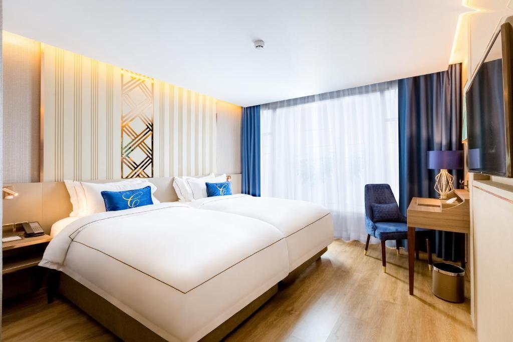 Glow Sukhumvit 5 Hotel