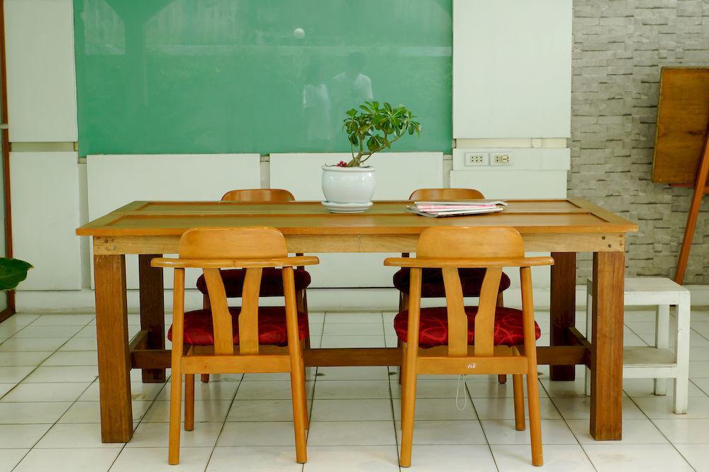 Saphan Krungthep Hostel Bangkok