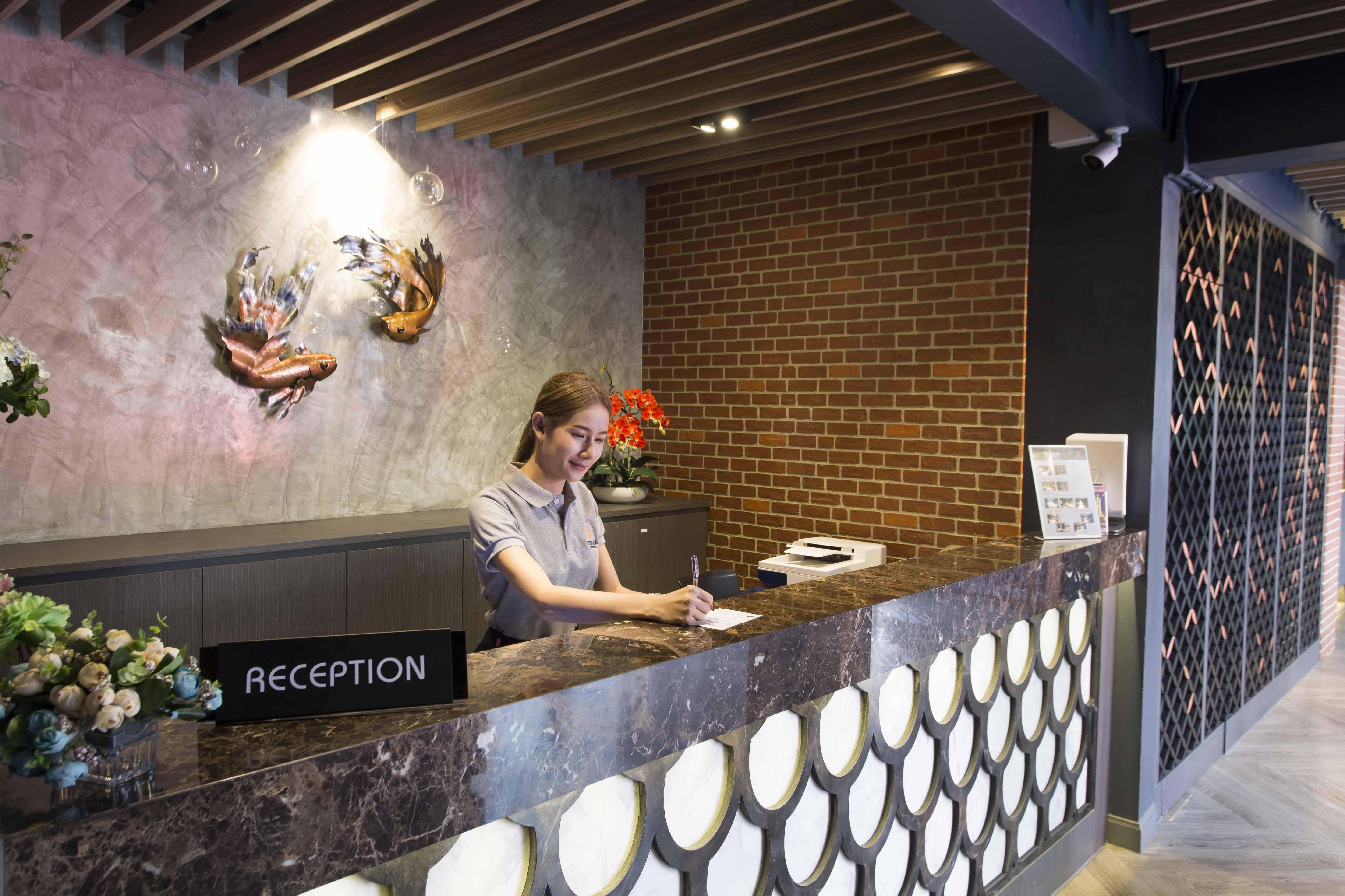 Ratchada Boutique Hotel 4*