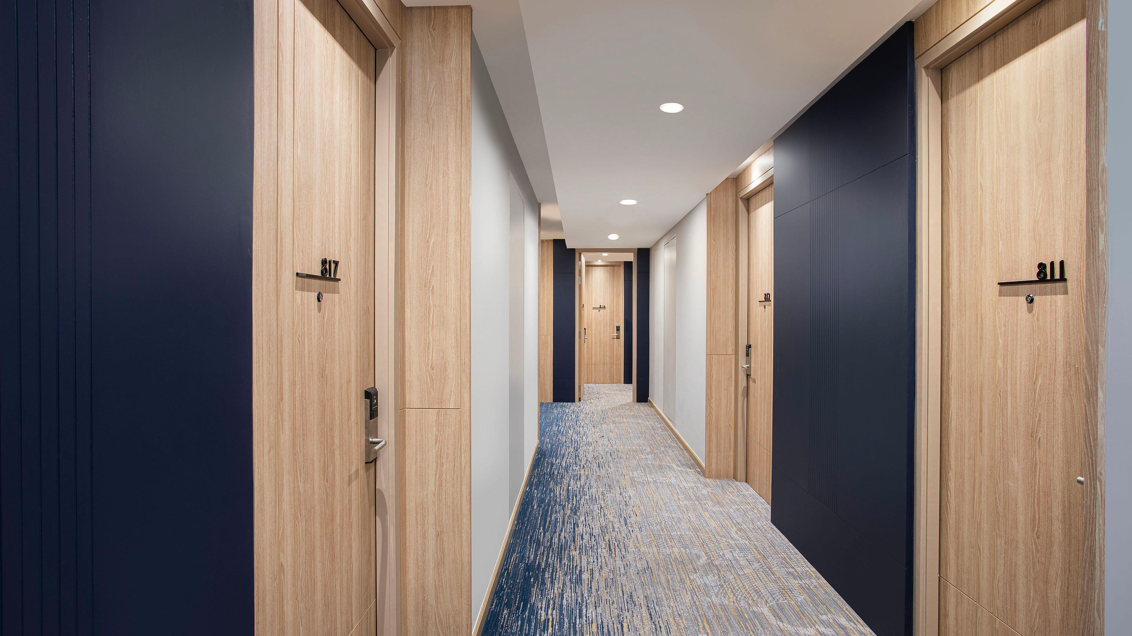 Staybridge Thonglor By Ihg