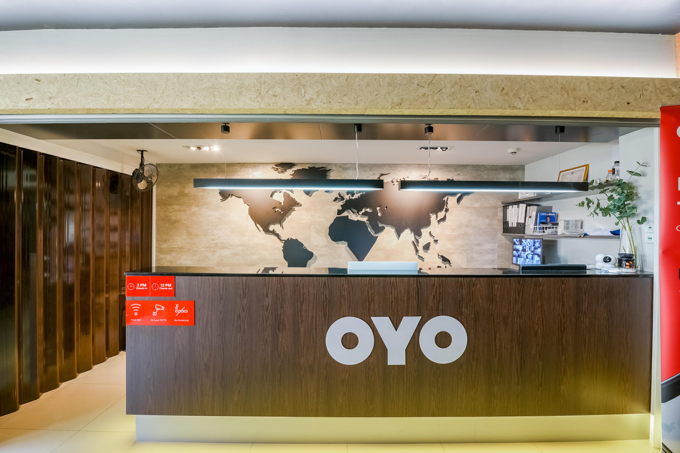 Hotel Vaccinated Staff - Oyo 137 Kitzio House Bangkok