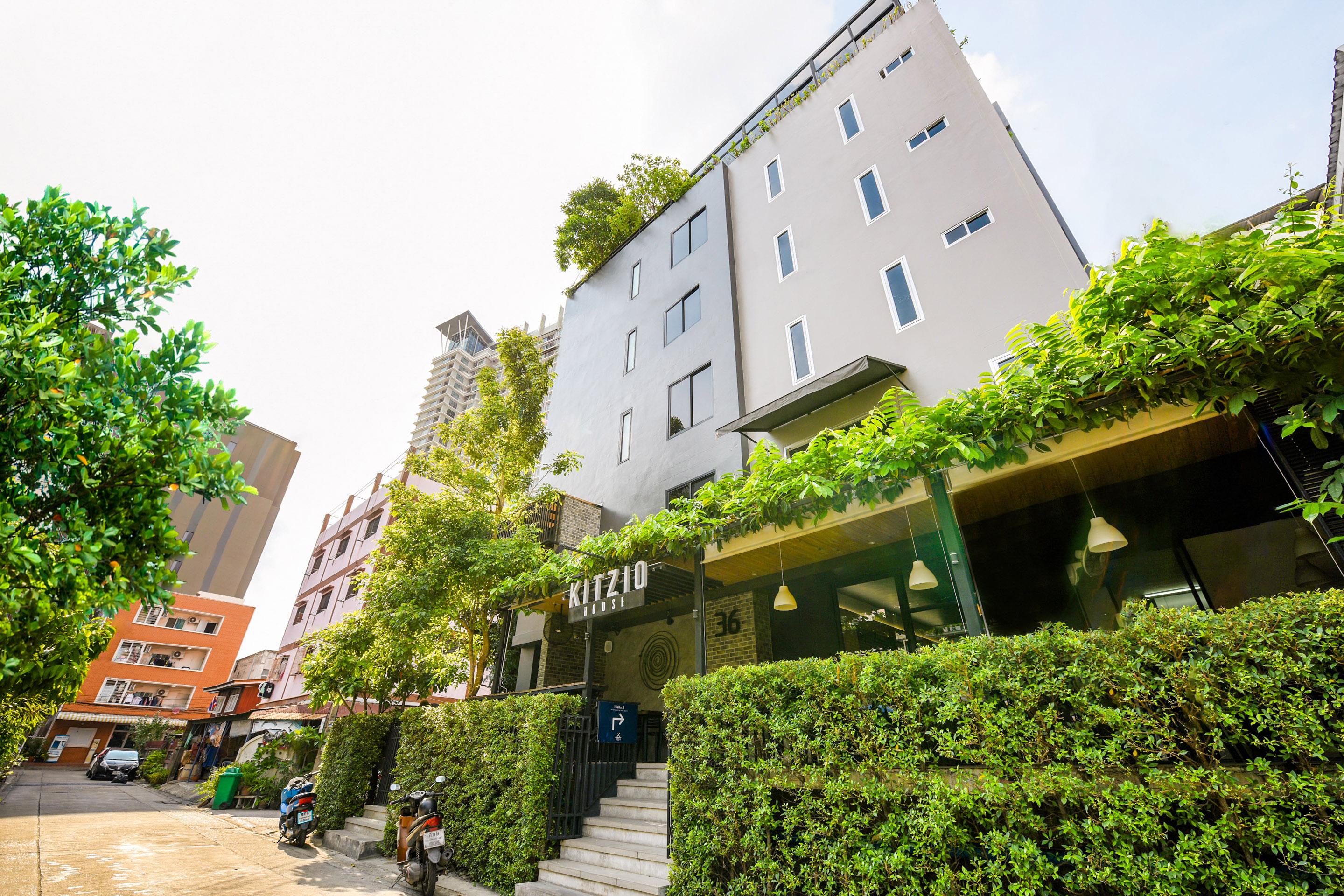 Vaccinated Staff - Oyo 137 Kitzio House Hotel 3*