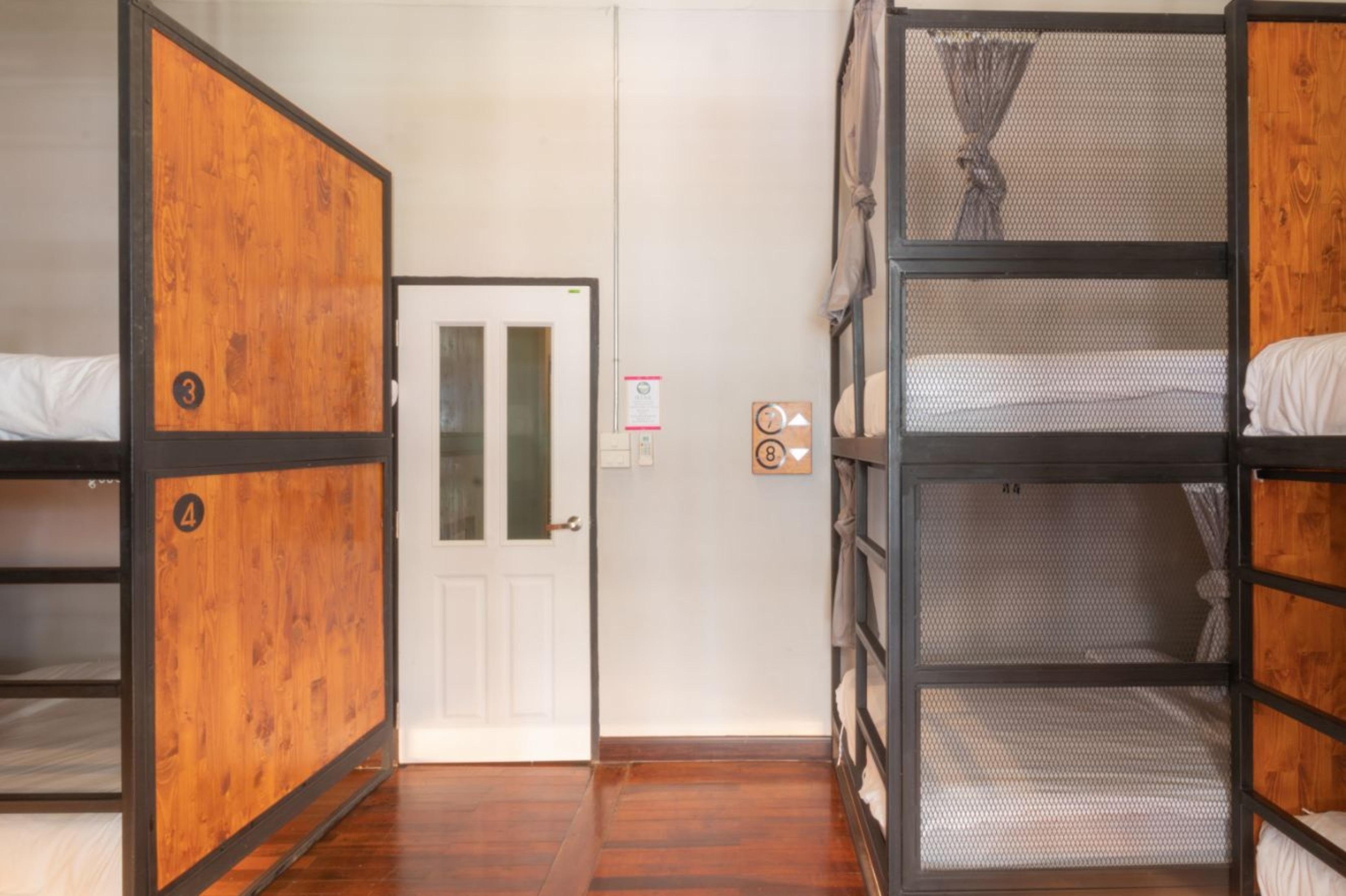 4share (adults Only) * Bangkok