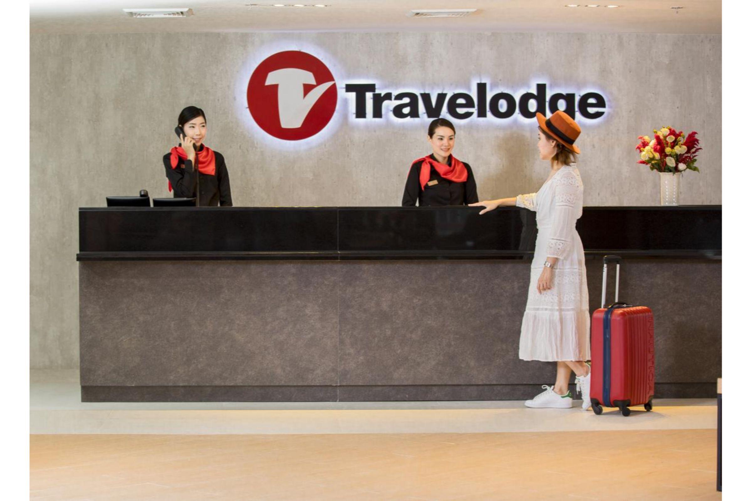 Travelodge Sukhumvit 11 Hotel