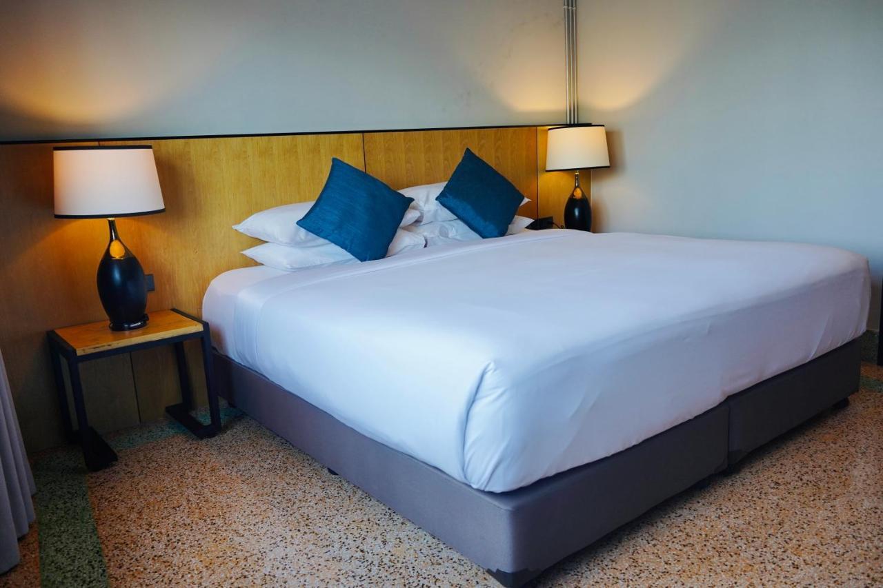 Hotel W22 By Burasari Bangkok