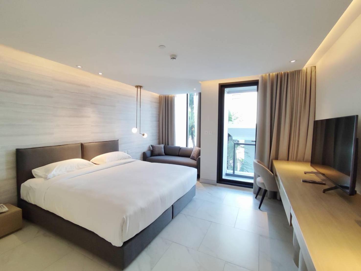 Ashley Hotel Bkk 4*