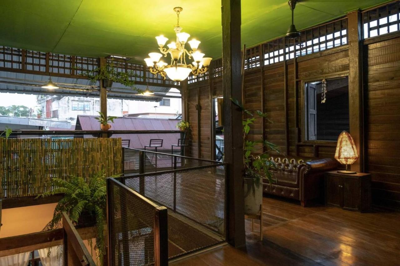 Non House บ้านนอนโฮสเทล Hostel