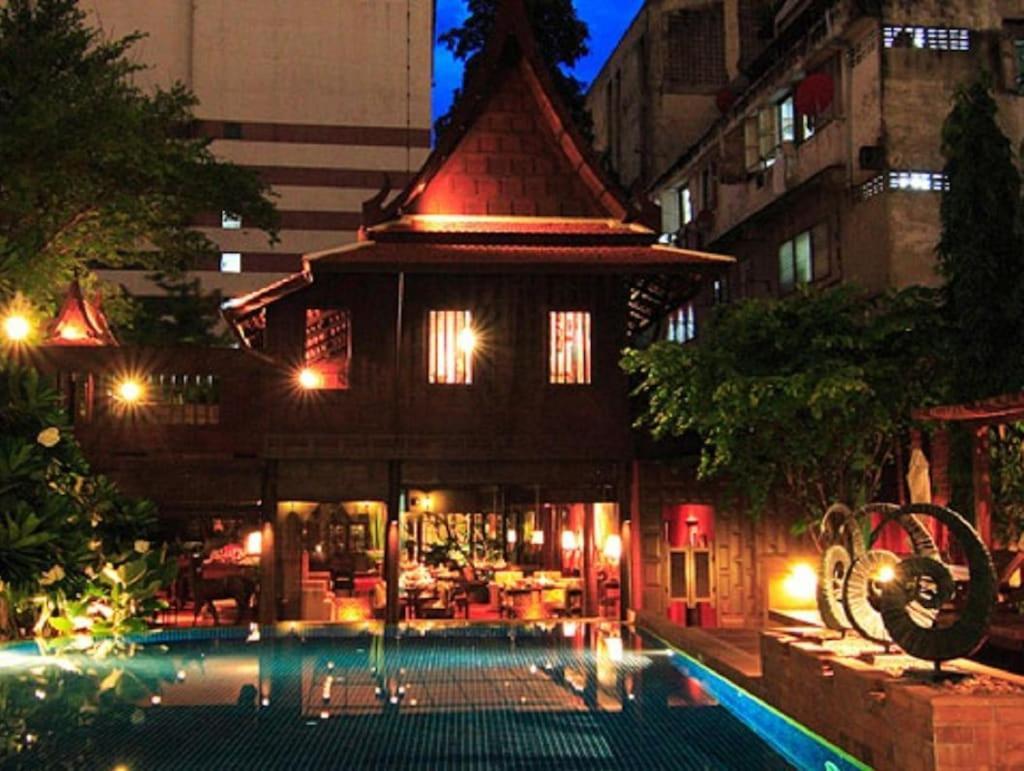 Hotel The Rose Bangkok