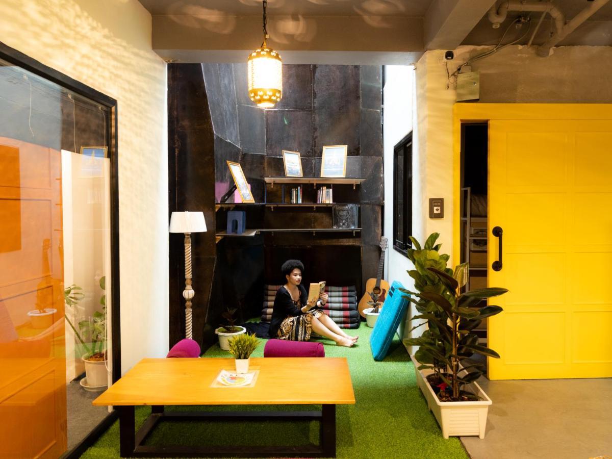 Khao San Social Capsule