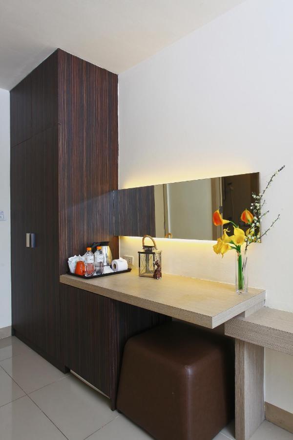 Leenova Bangkok