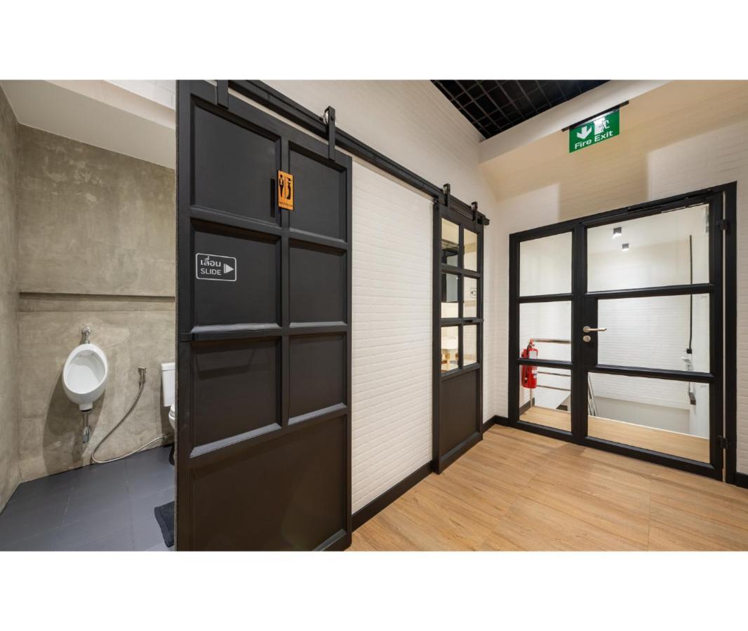 Siam Subway And Cafe Hostel *