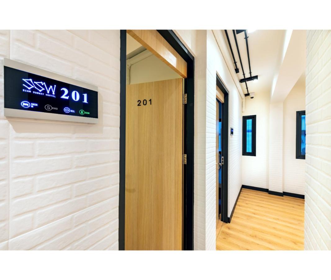 Hostel Siam Subway And Cafe *