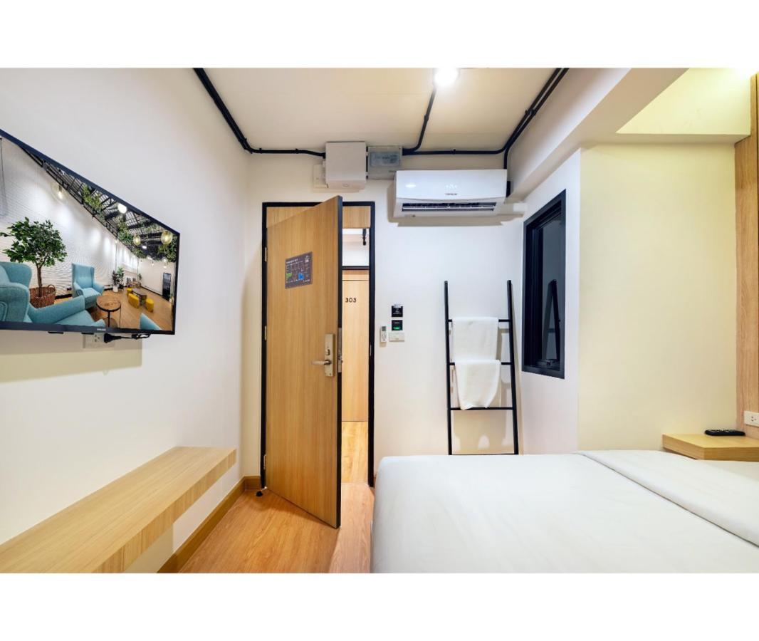Hostel Siam Subway And Cafe *