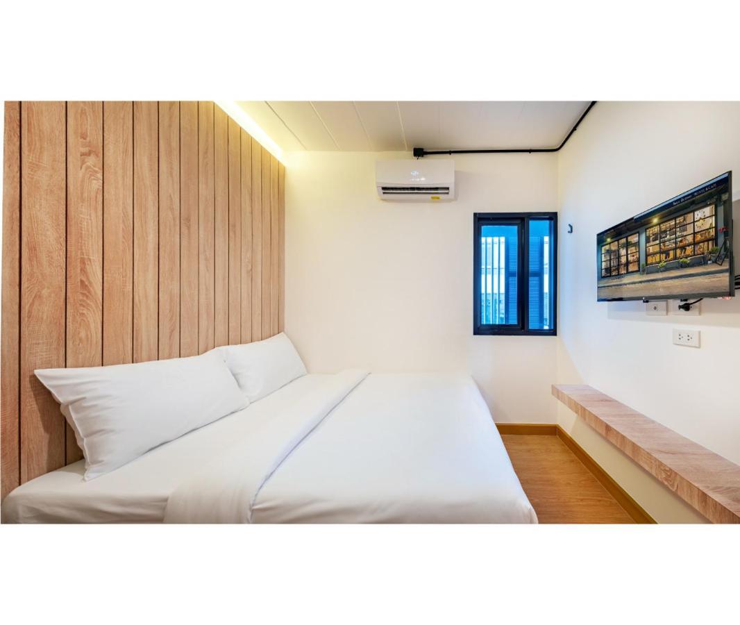 Hostel Siam Subway And Cafe Bangkok