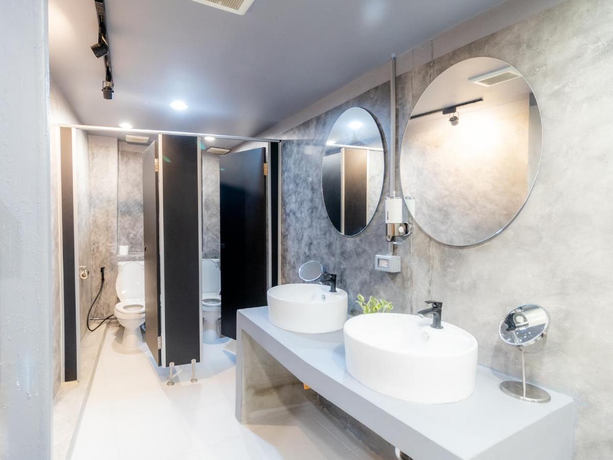 Khaosan Social Capsule Hostel Bangkok