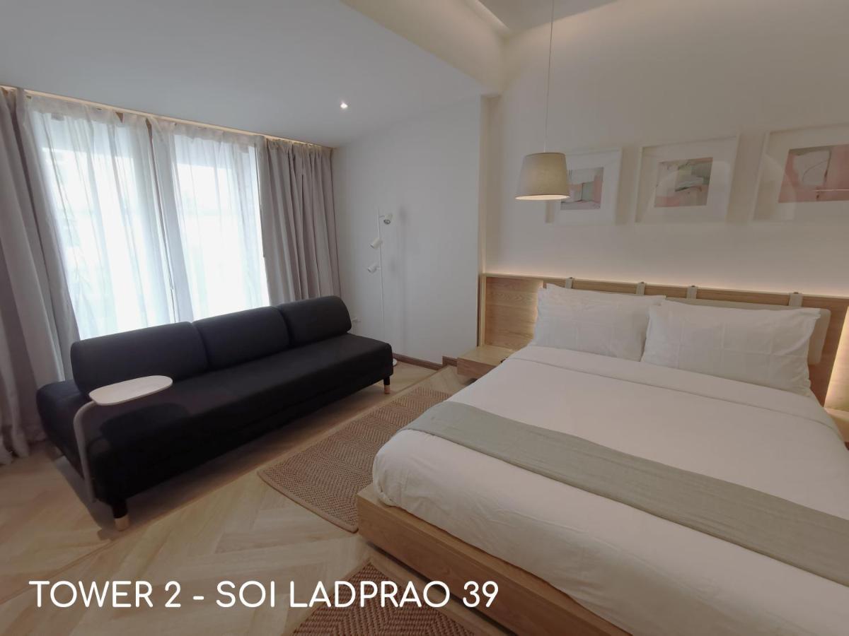 Double Bed Hotel Bangkok