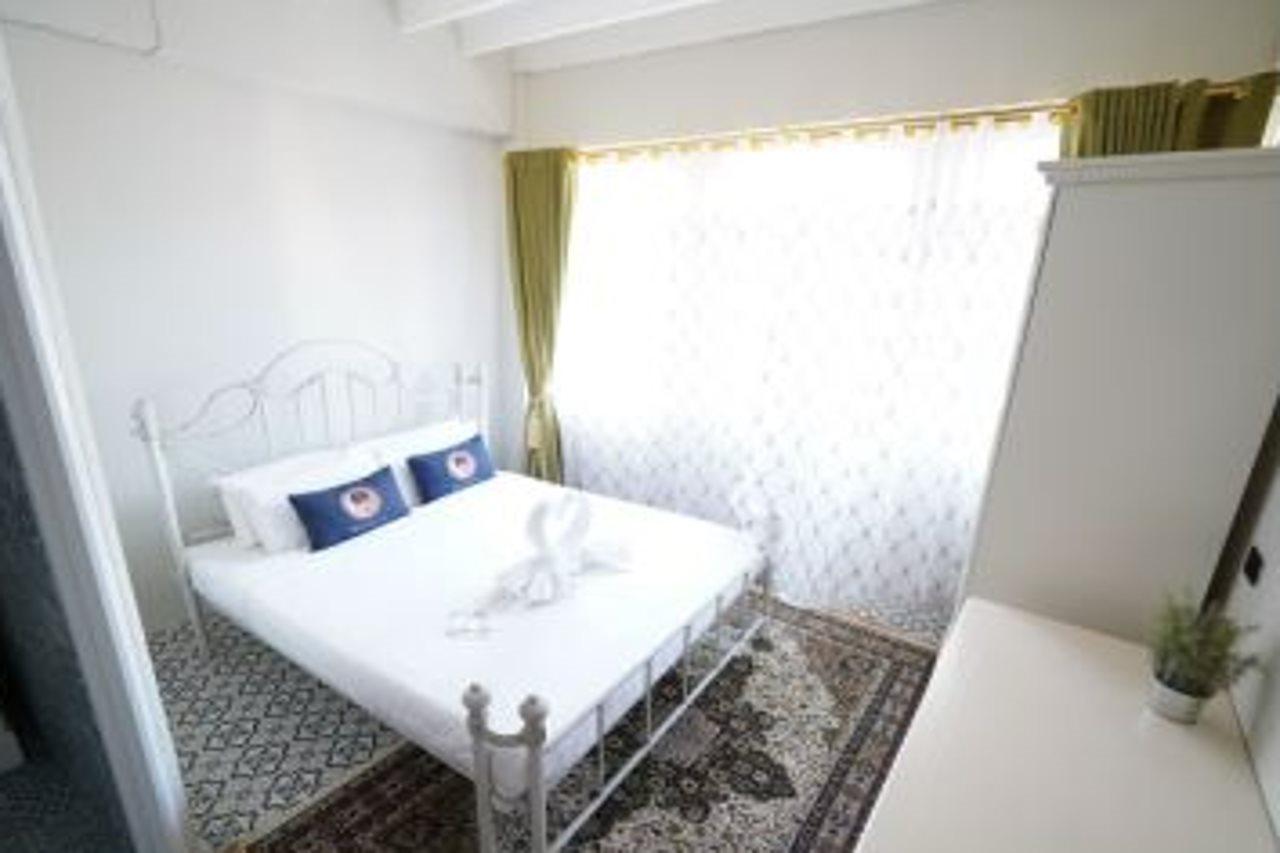Hotel Roomquest 2499 Heritage Chinatown 4*