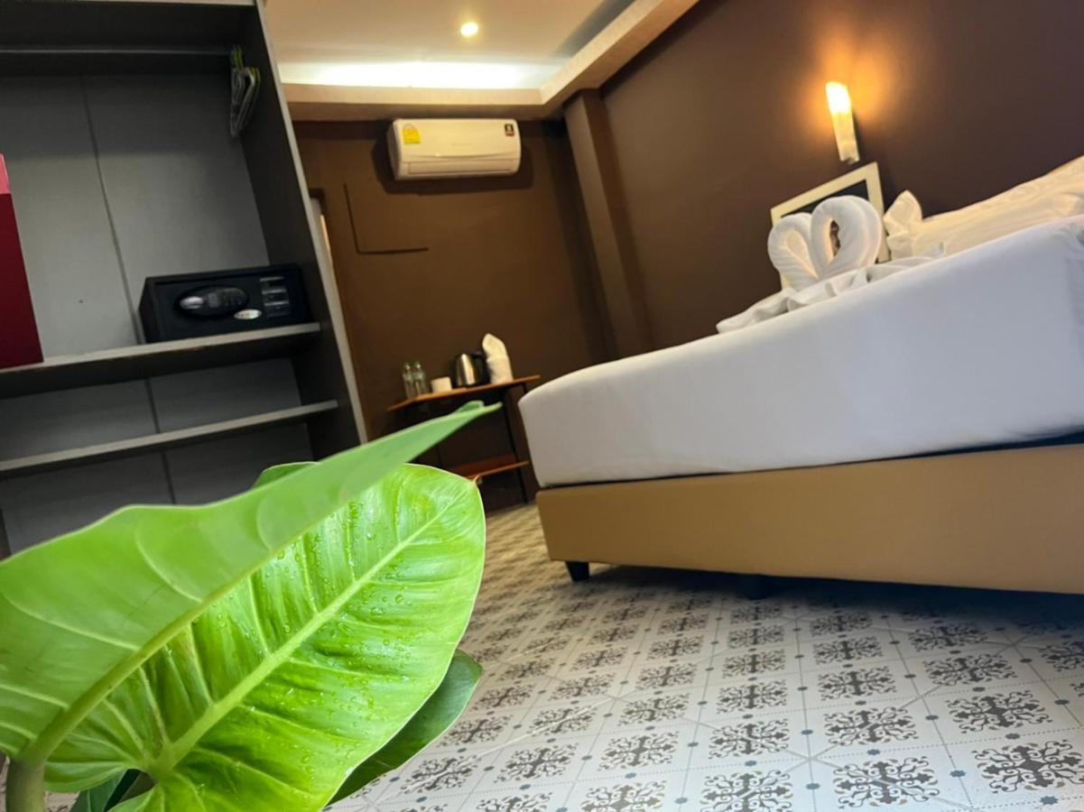 Cozy Asoke Hotel 2*