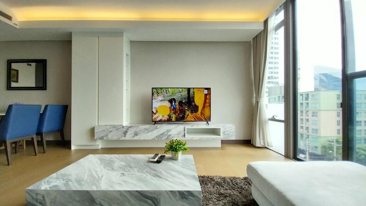 Appartement Luxury Queen Sirikit Asok Termianl 21