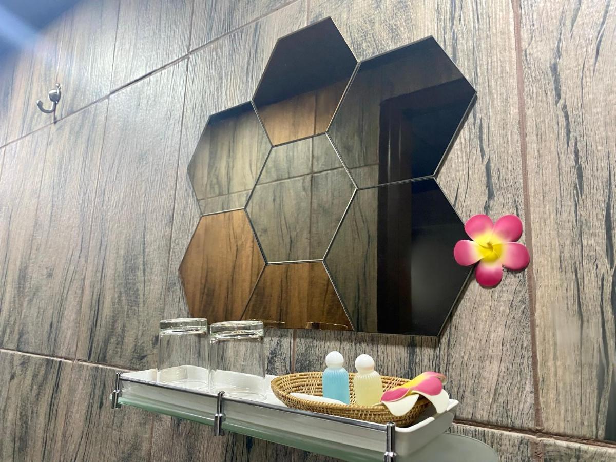 4j Guest house Bangkok