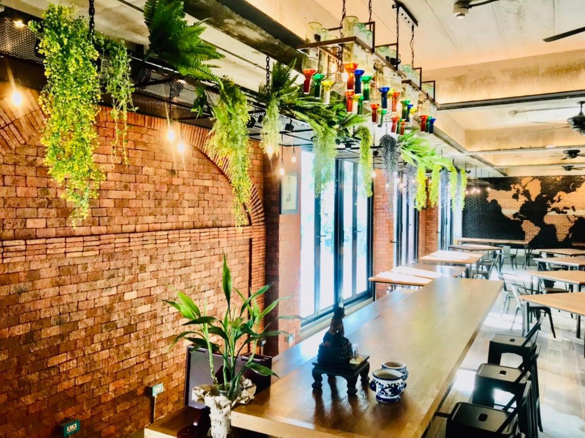 Loft 202 Hotel