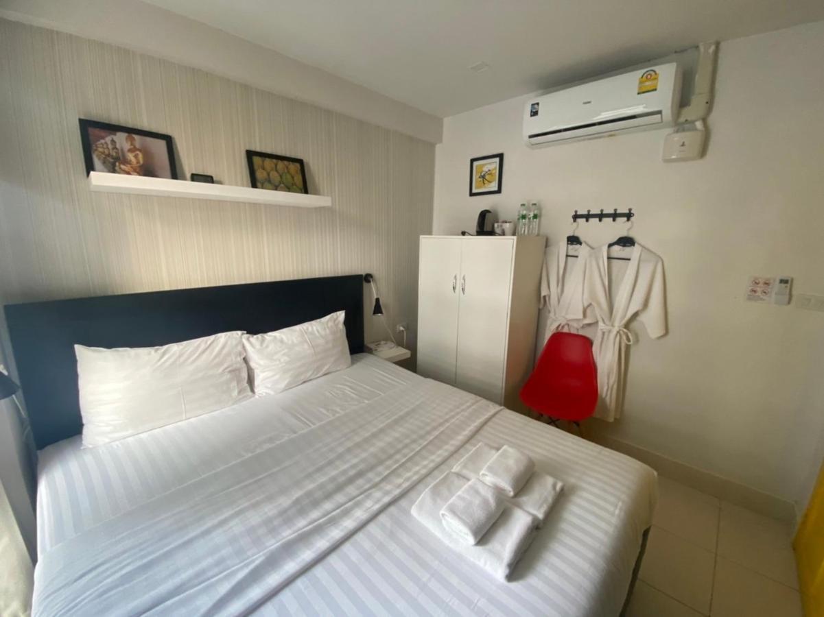 The Urban Age Deluxe Hotel *