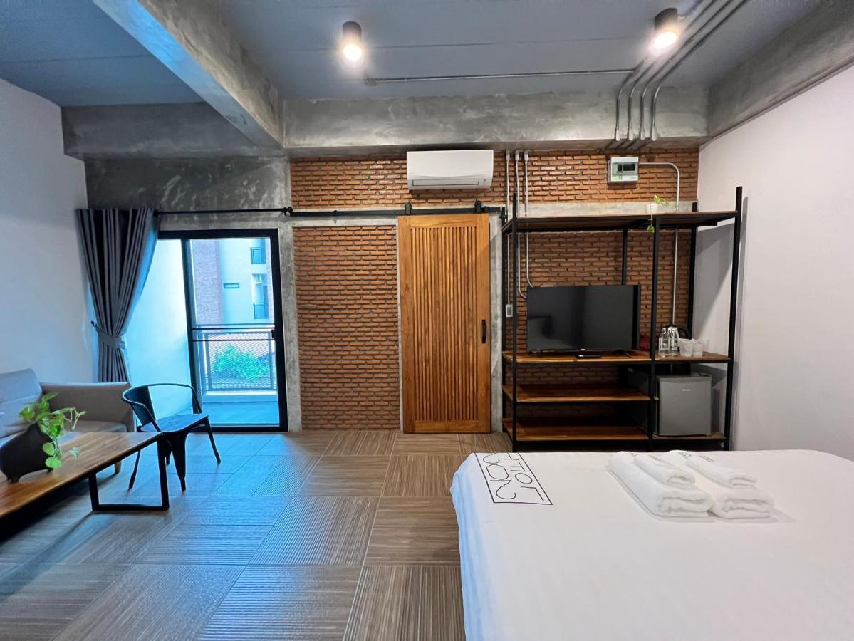 Loft 202