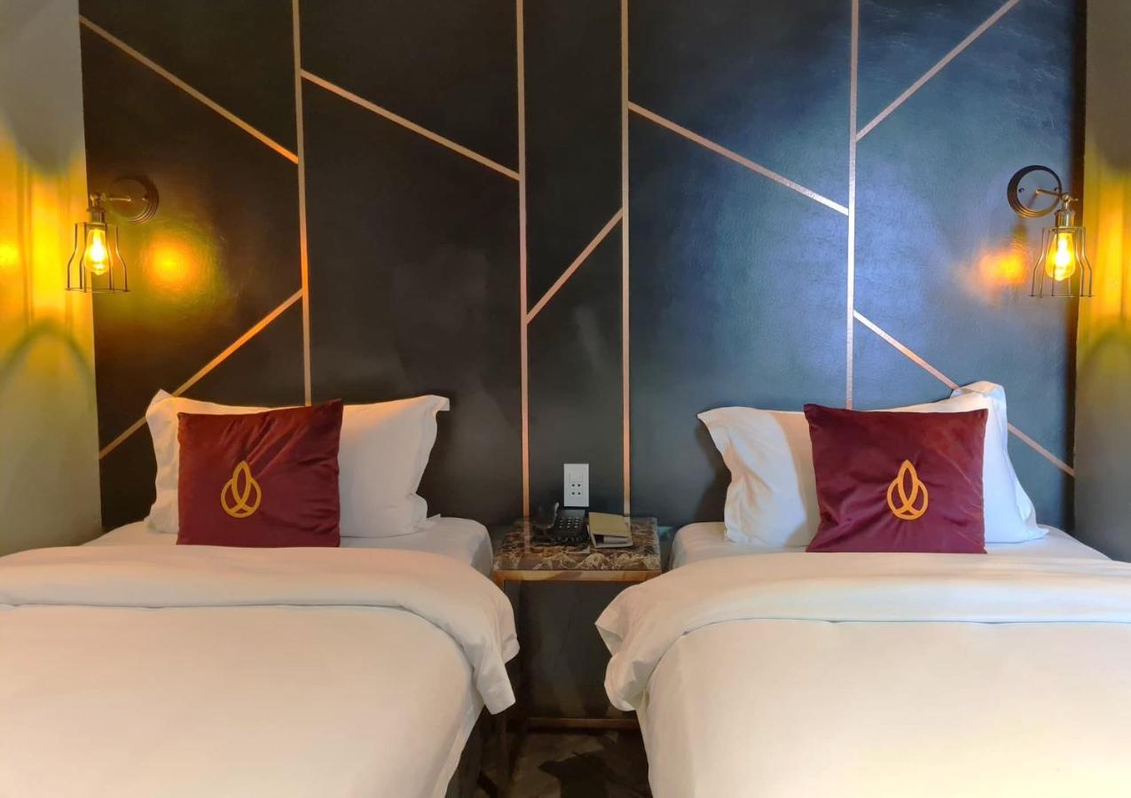 Ratchada Boutique Hotel 4*