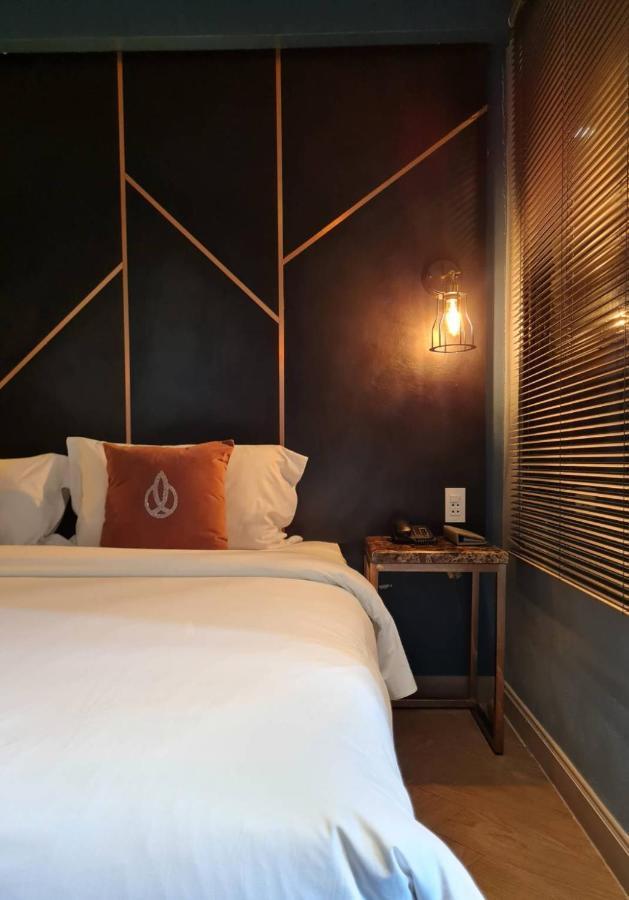 Ratchada Boutique Hotel 4*