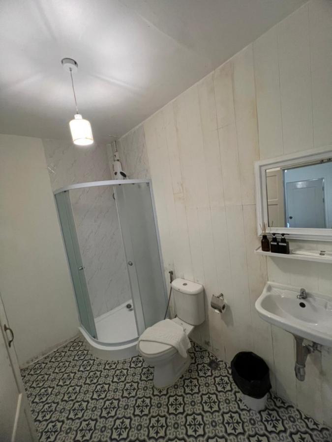 Hotel Roomquest Rim Praya Dinsor Road