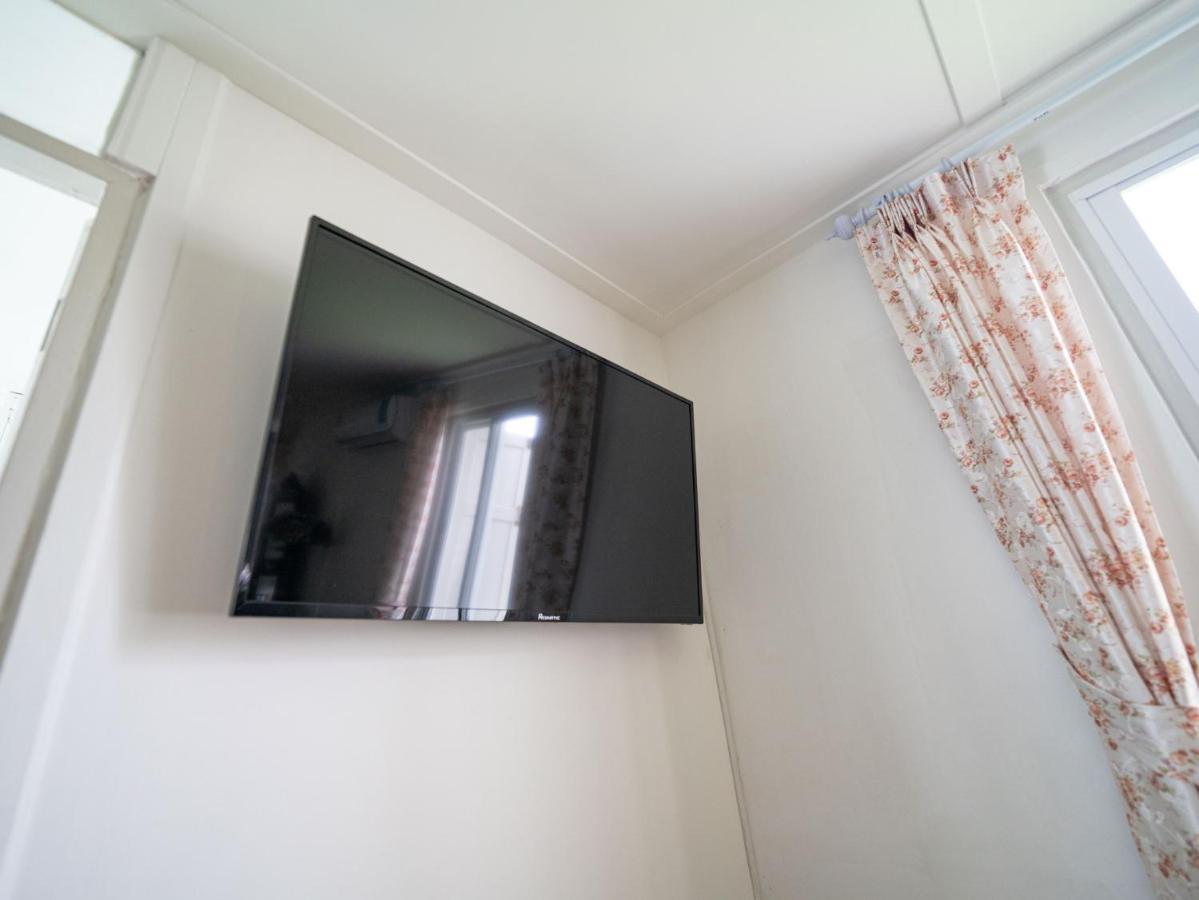 Roomquest Rim Praya Dinsor Road 3*