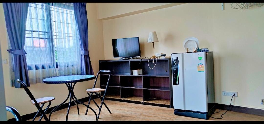 Bed & Breakfast The Cube Sathorn Boutique Hotel: Modern Near Bts Surasak