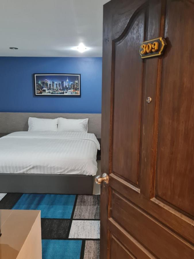 Poonsuk Place * Bangkok