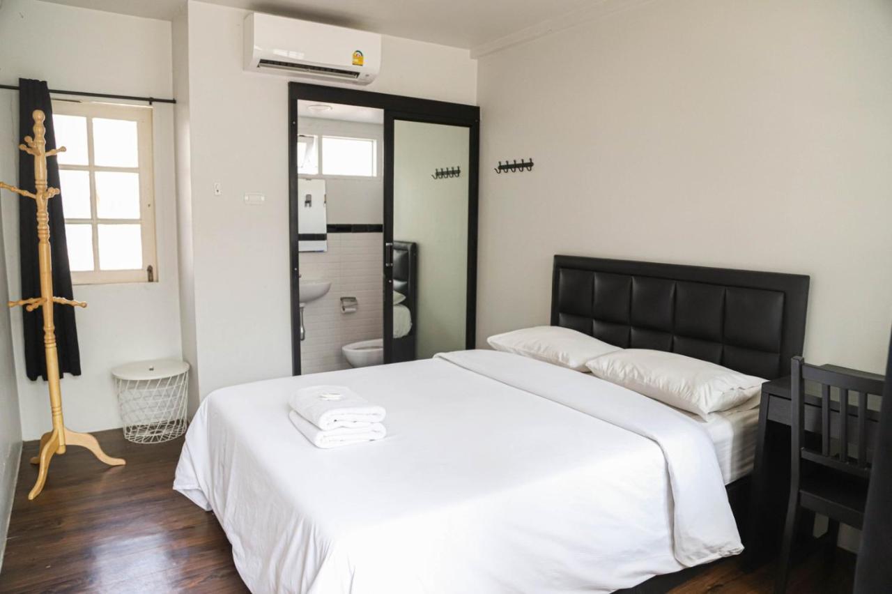 White Bangkok