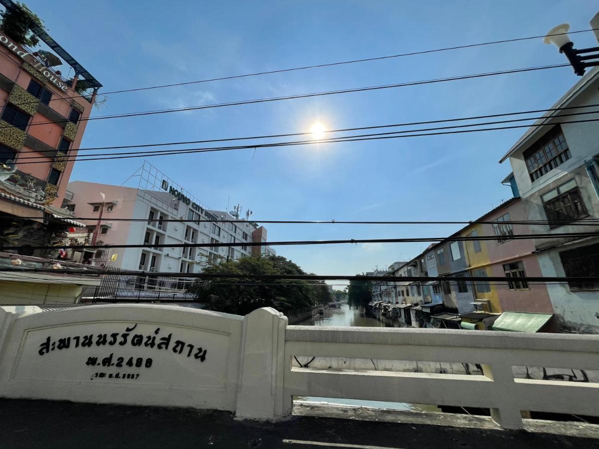 Lively And Cozy Canal House ,entire House Bangkok