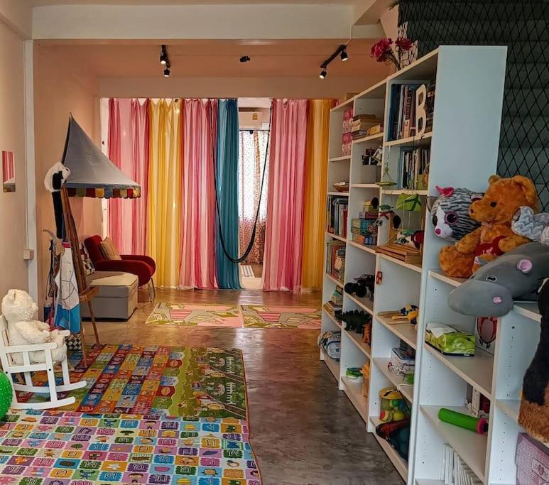 Beautiful 5 Story Family House Bangkok