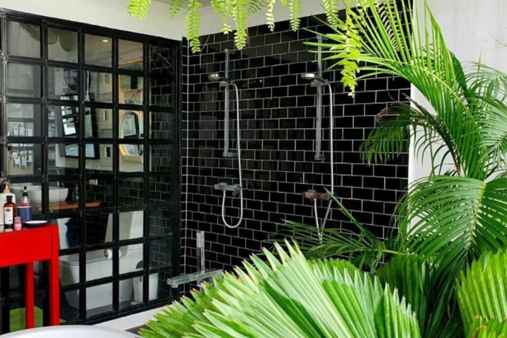 Beautiful 5 Story Family House Bangkok