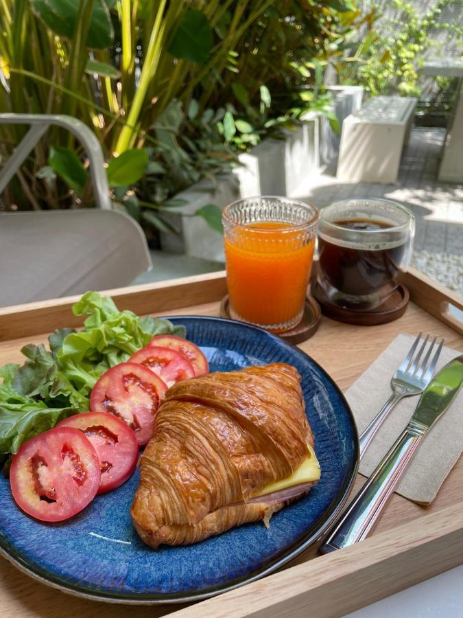 Nidhra Boutique Sukhumvit Hotel