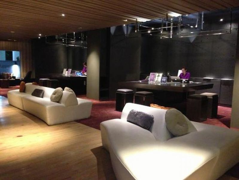 Mode Sathorn - Sha Extra