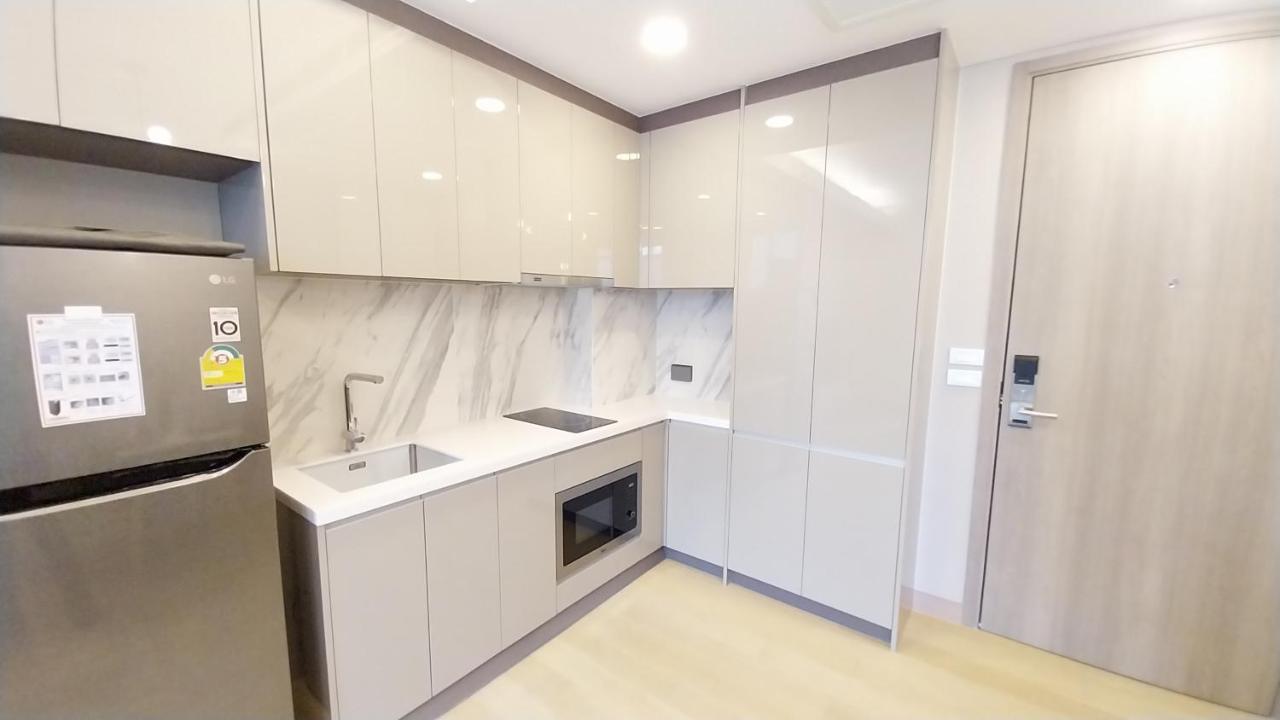Luxury Queen Sirikit Asok Termianl 21 Appartement