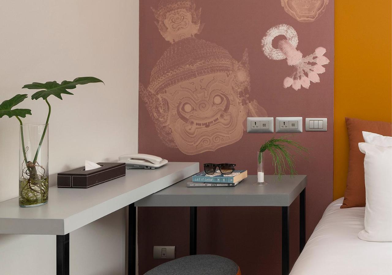 Jono Asok Hotel