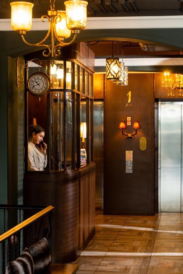 Hotel The Coach Sukhumvit - Asok Bts