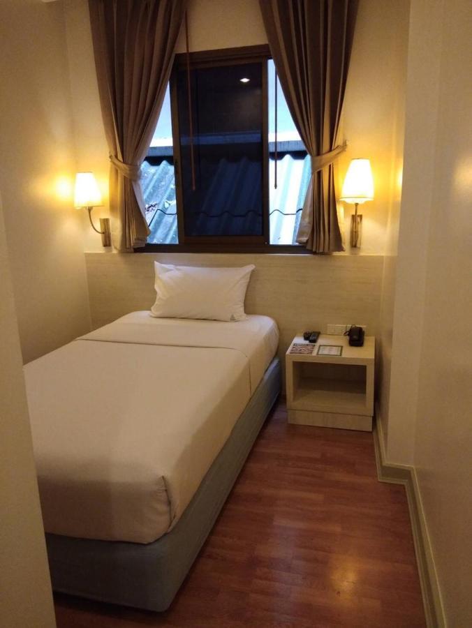 Stars Hotel 3*