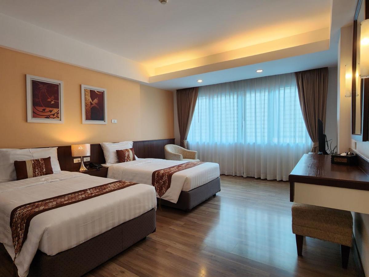 Hotel Avion 5*
